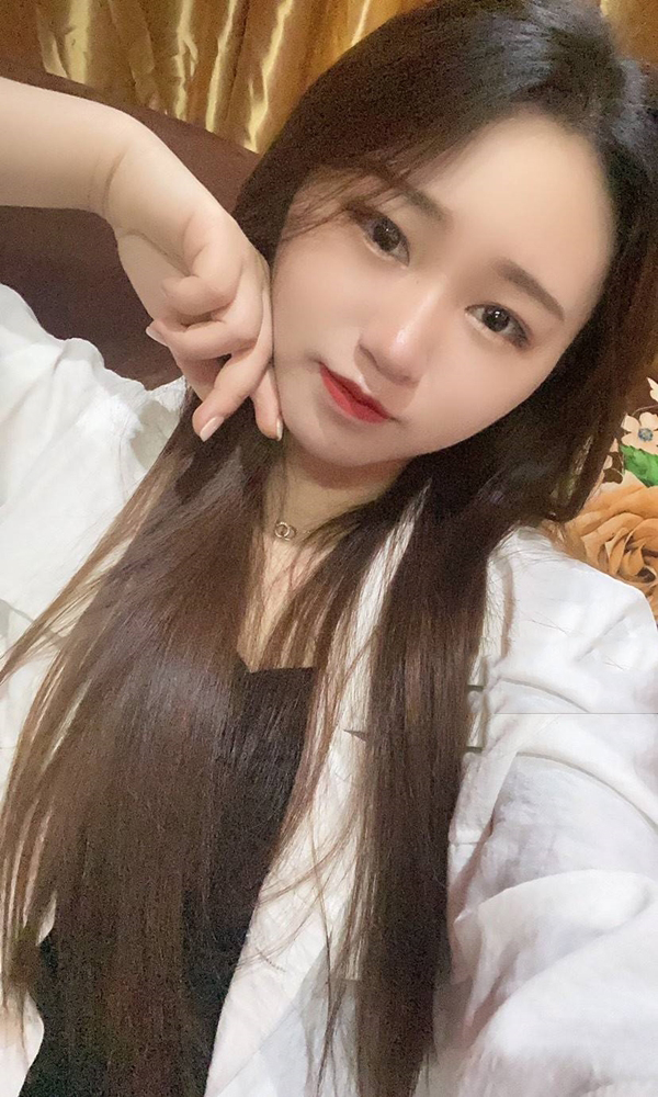 学生你的女孩子