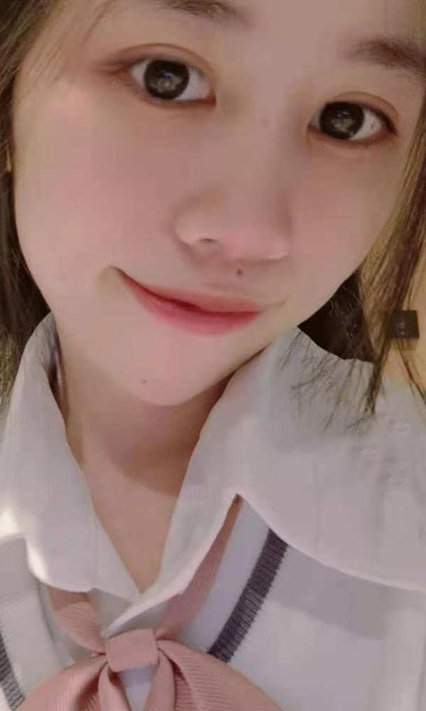 学生想吃肉的米饭酱