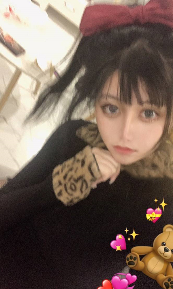 学生甜甜今年3岁