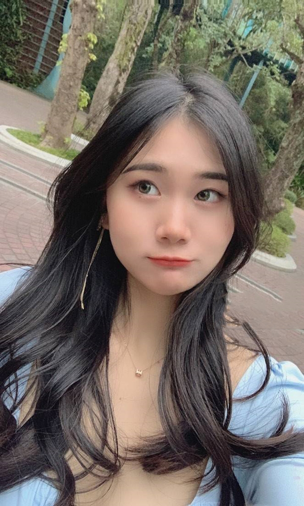 学生欣妹儿贼可爱