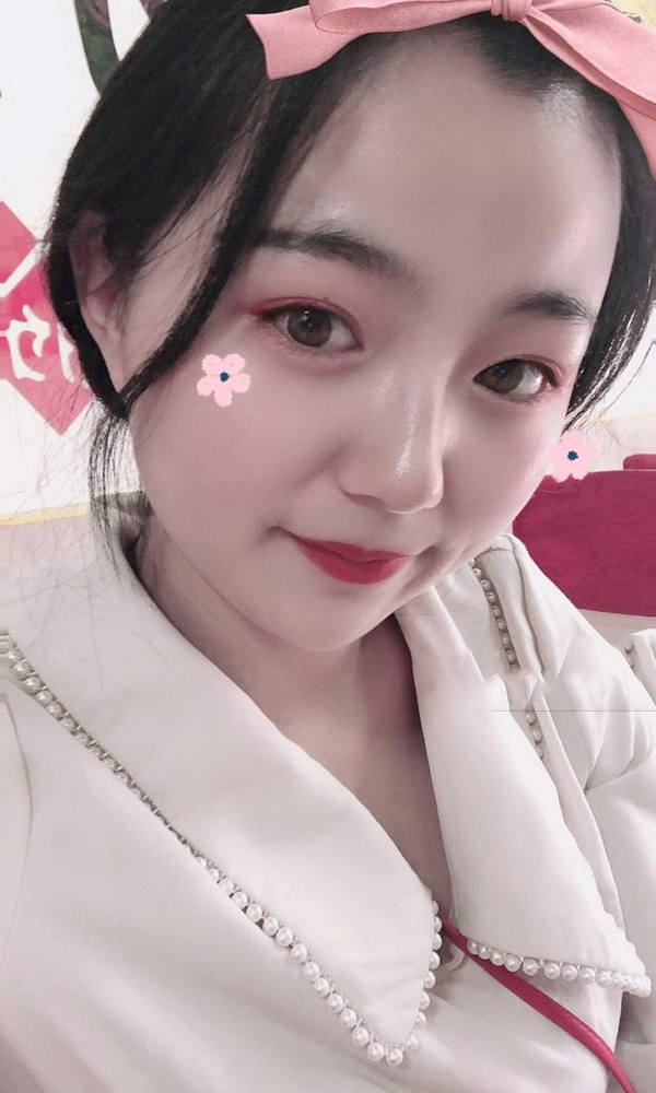 模特主动才会有故事