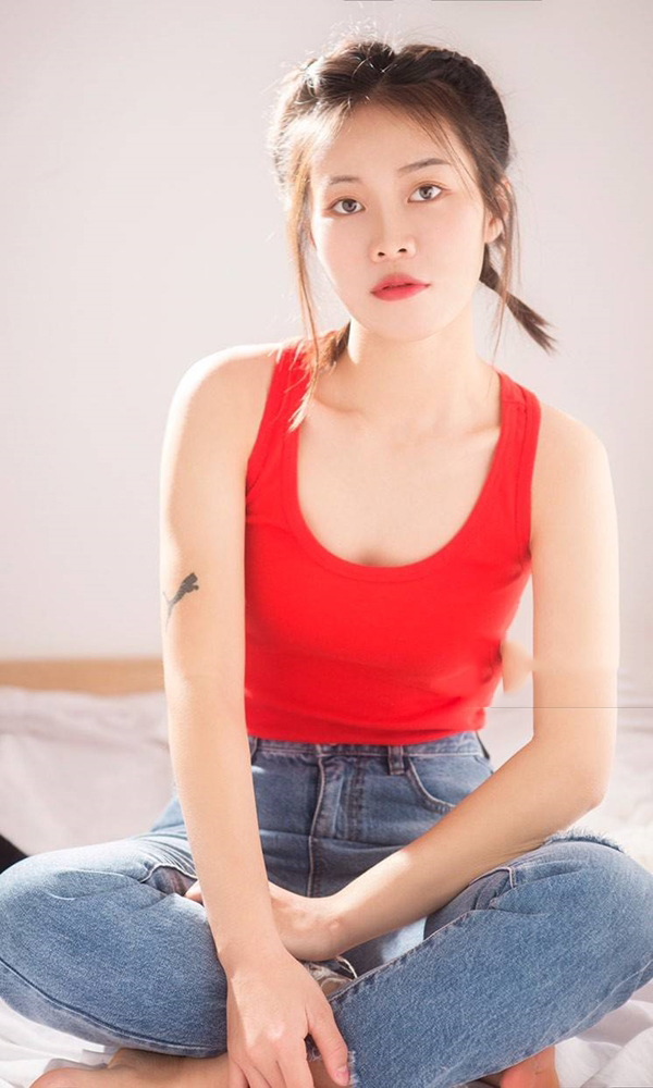 学生你的野蛮女友