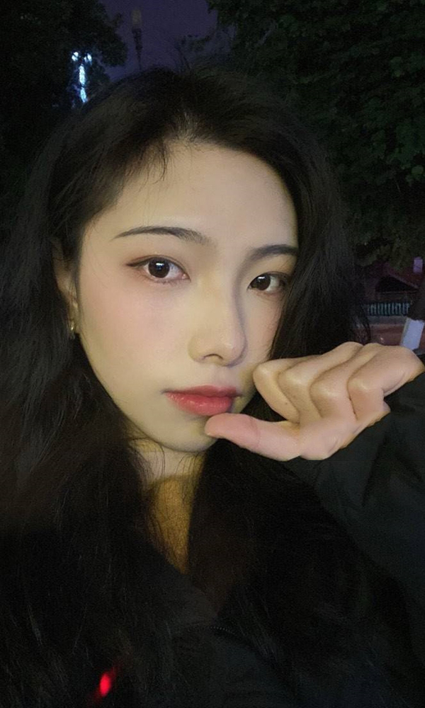 学生糯米小豆豆