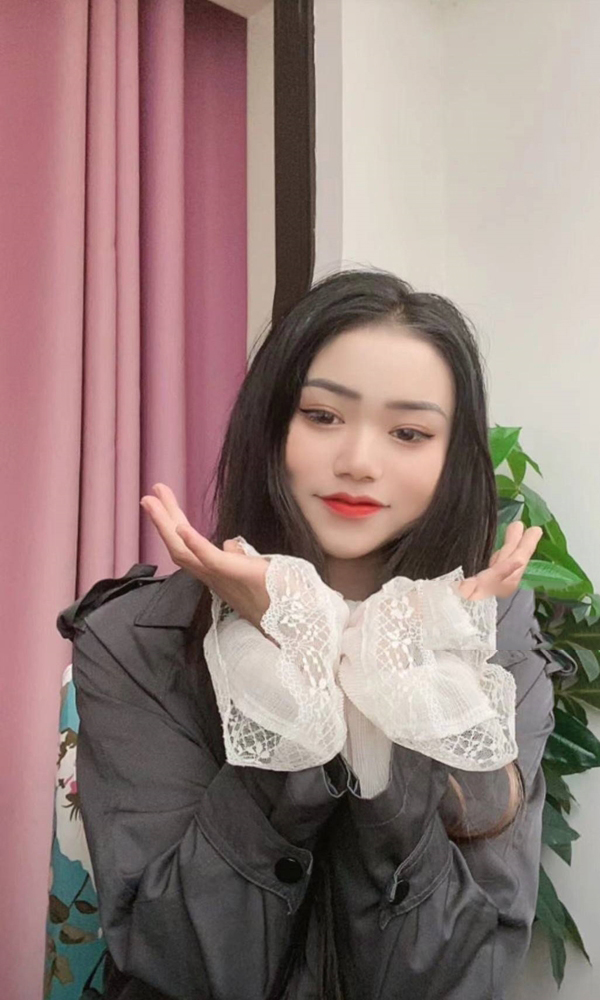 学生莹莹是本人