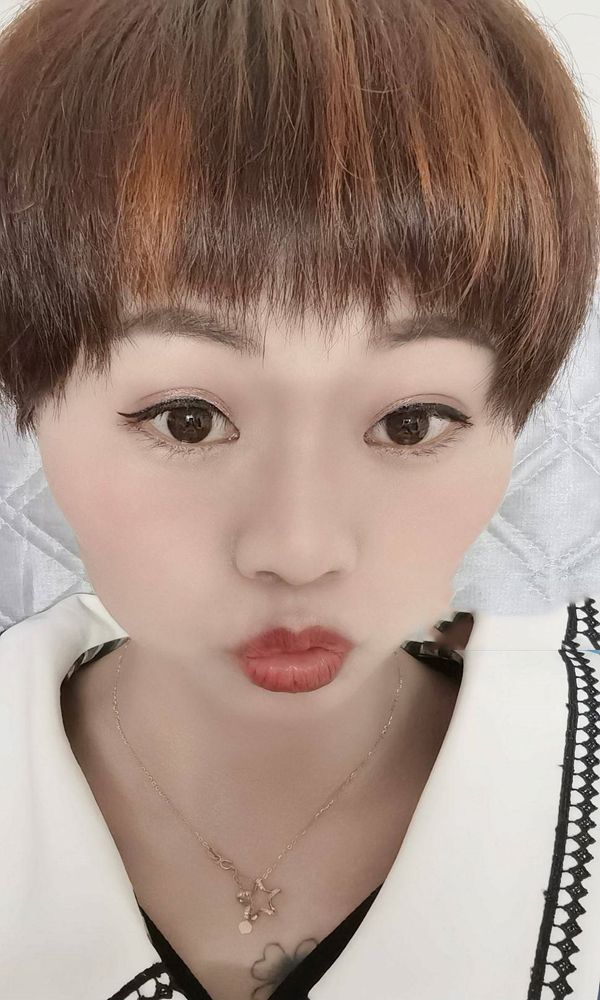 白领诱惑的小baby