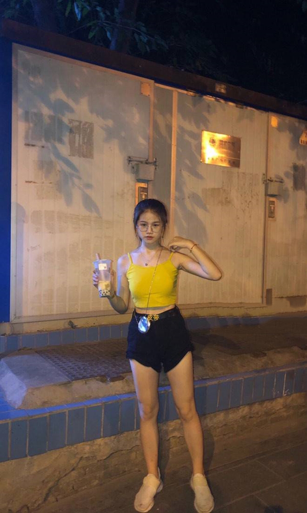 学生怡宝今天喝奶茶了