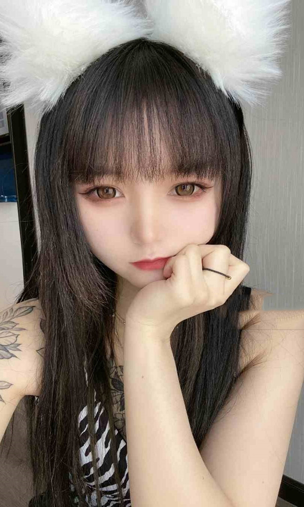 学生婷婷超可爱