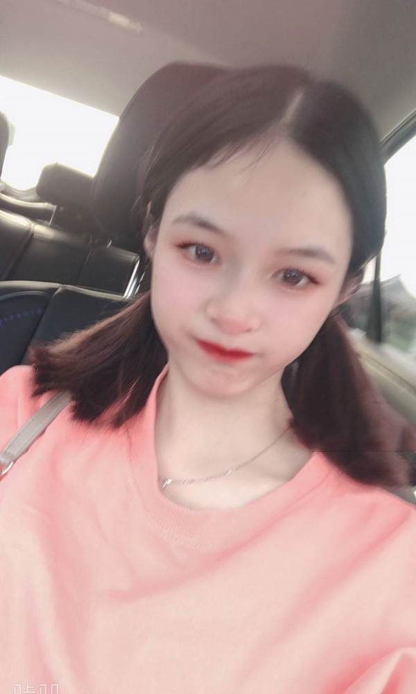 学生相约在一起