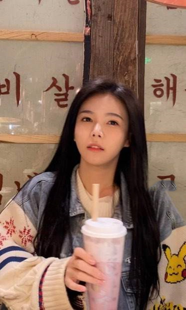 学生凶凶兽嗷呜mmm