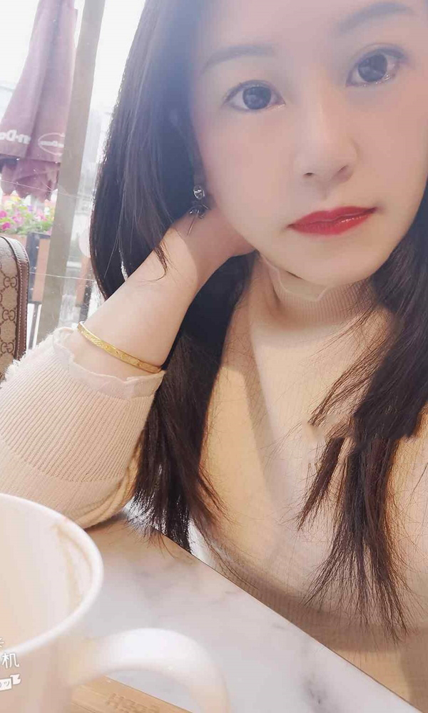 白领等爱的小伙伴