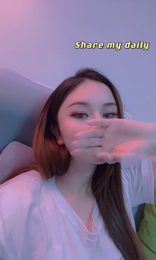 白领快乐的小猫