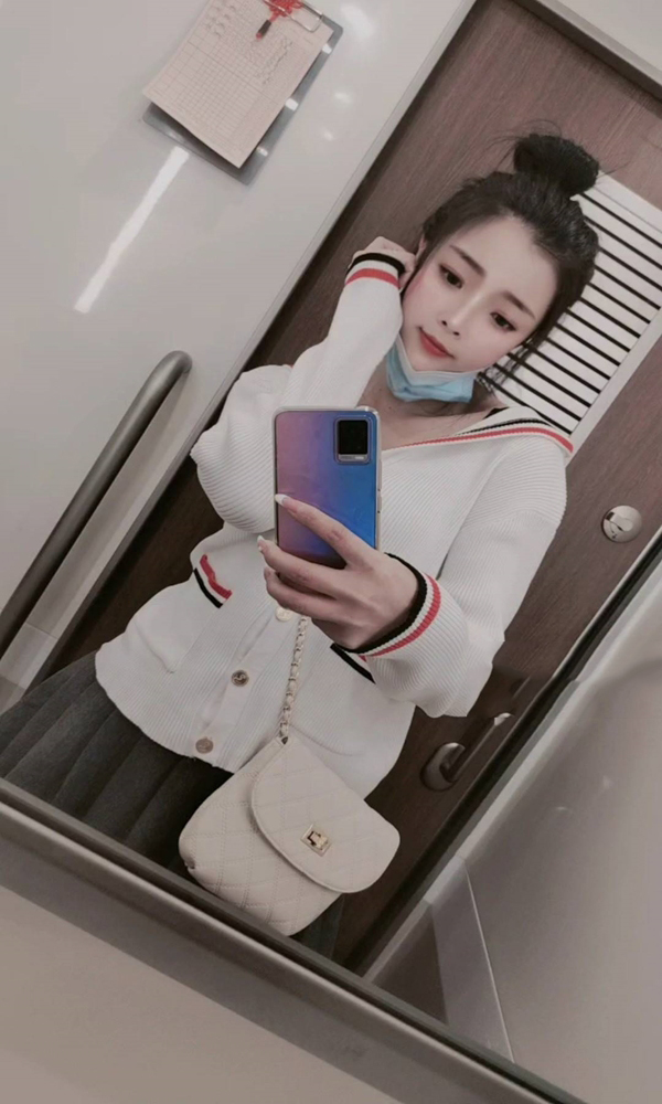 学生芥末爱吃鱿鱼