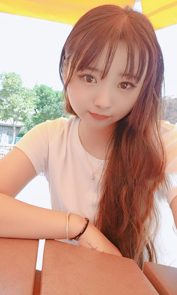 学生寂寞小迷妹