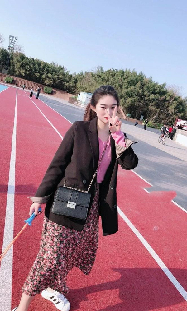 模特极品小姐姐