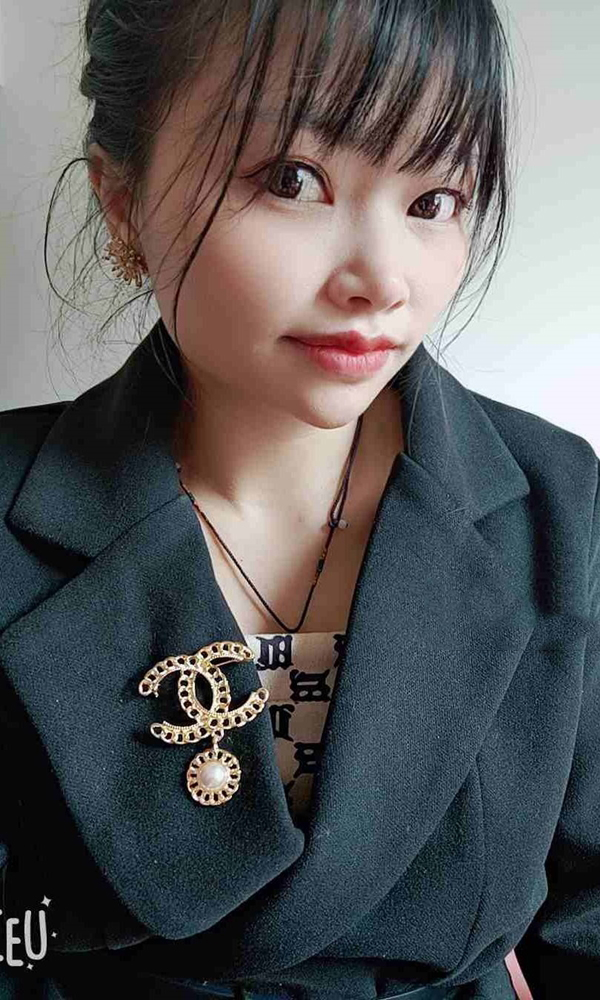 文秘小二来碗忘记过去