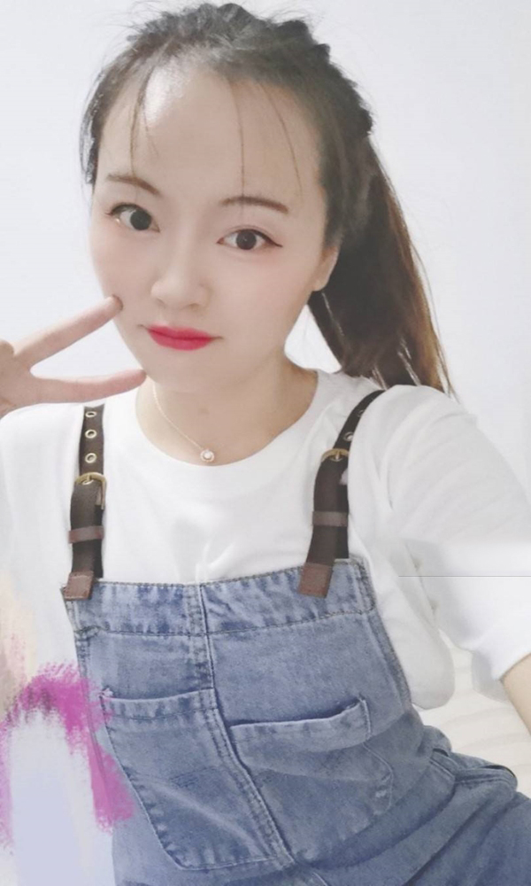 学生校花小姐姐