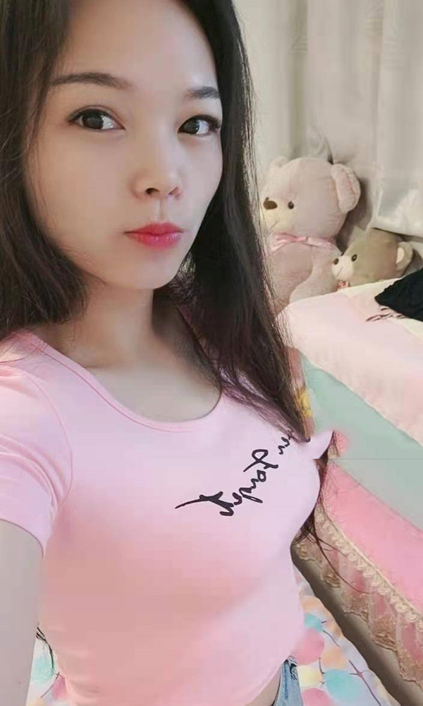 白领小甜甜❤❤