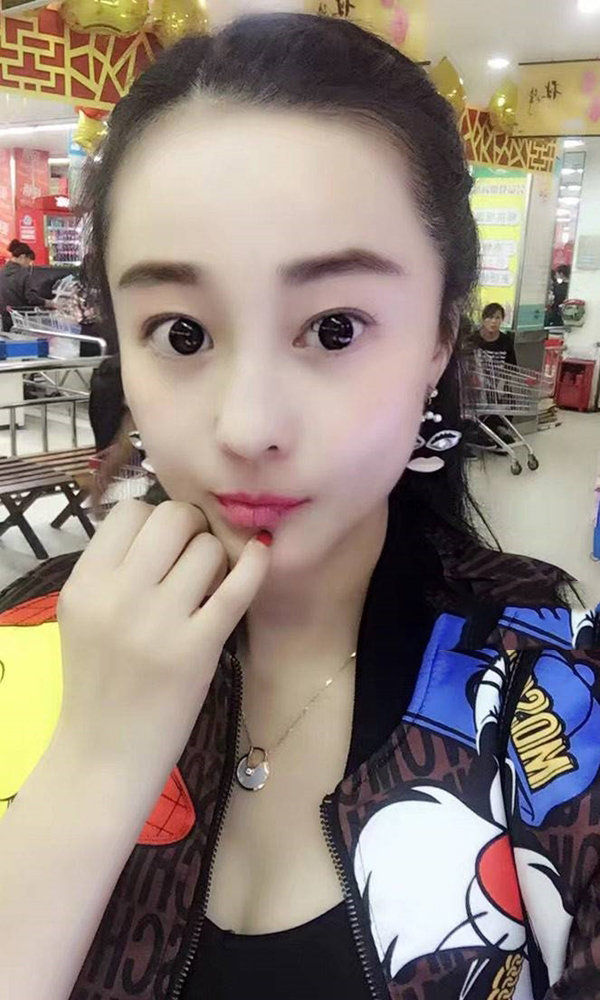 模特宝藏女孩Hi