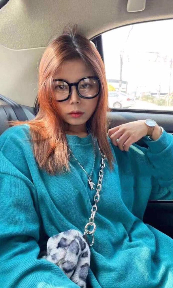 学生蓝莓味的ciao ke