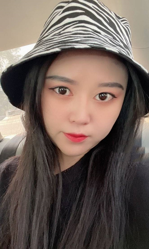 学生蜜桃乌龙茶啦啦