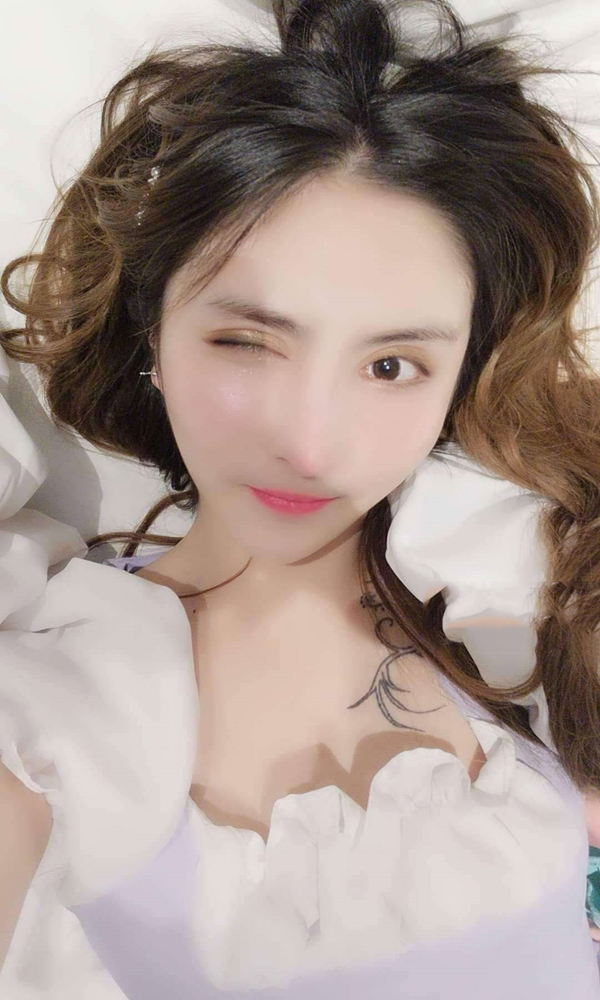 模特诗萌珍可爱