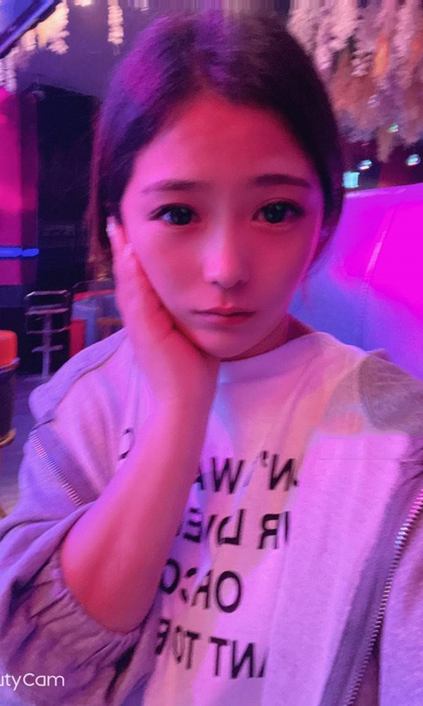 学生好运的女孩