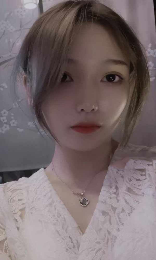 模特一个人的城市