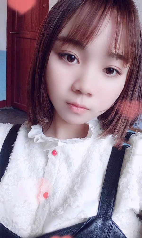 学生冰淇淋味仙女儿