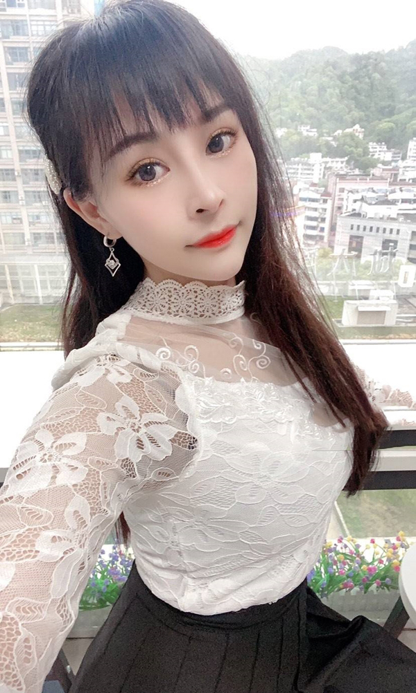 白领你的小可爱哇