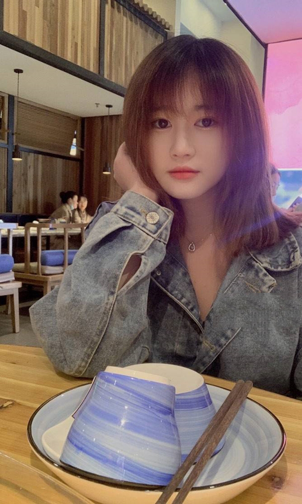 模特爱你但我不说