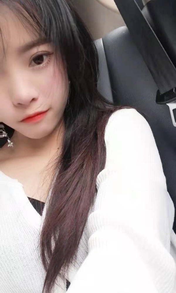 学生是琳琳吖mm