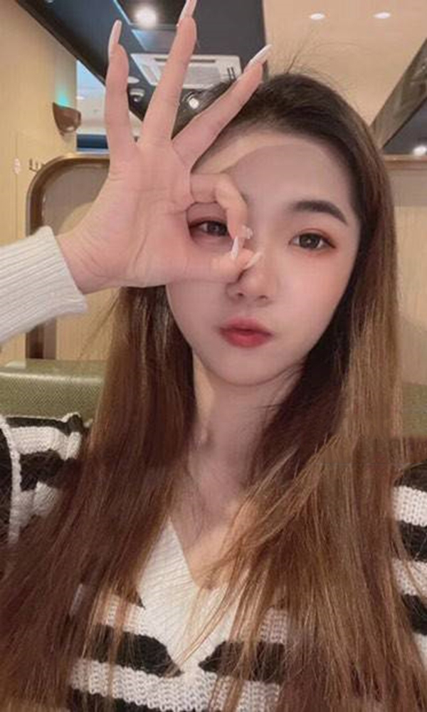 学生亲亲宝贝儿