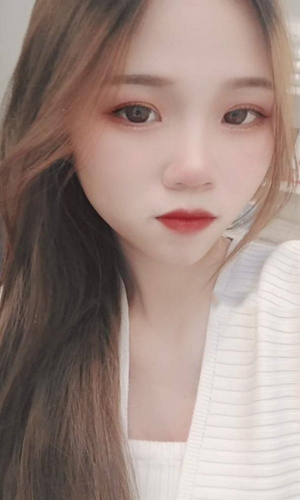 学生期待你的邂逅