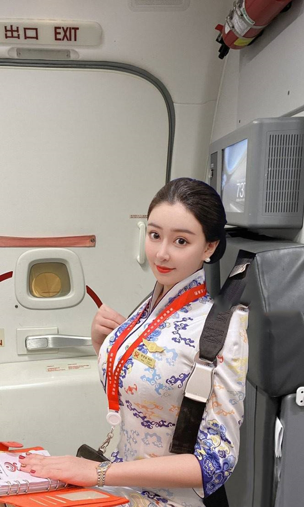 空姐海航小空姐
