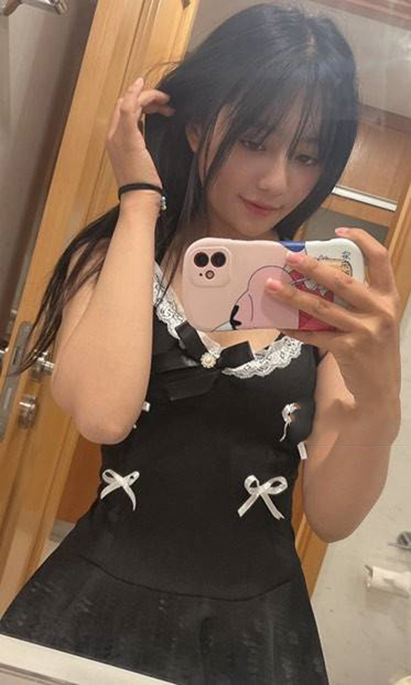 学生甜甜小北鼻