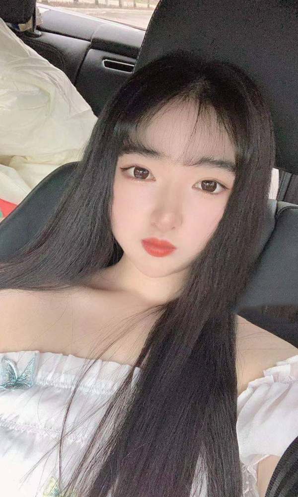 学生甜甜很上头