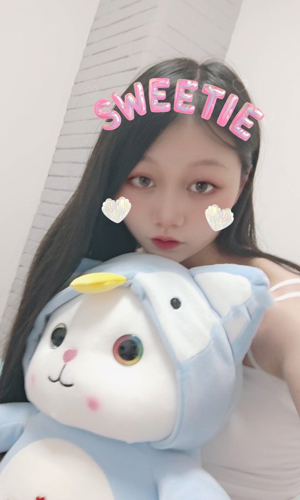 学生柠檬不萌❤