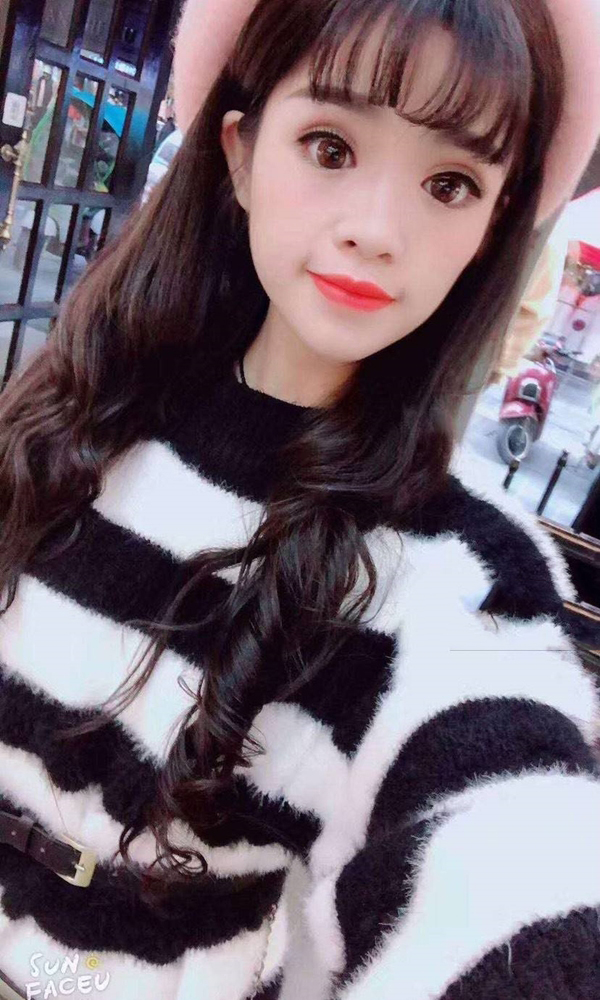 学生甜心宝贝儿