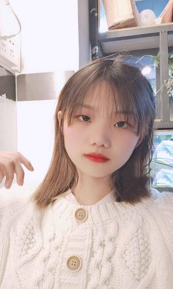 学生原来是雨雨