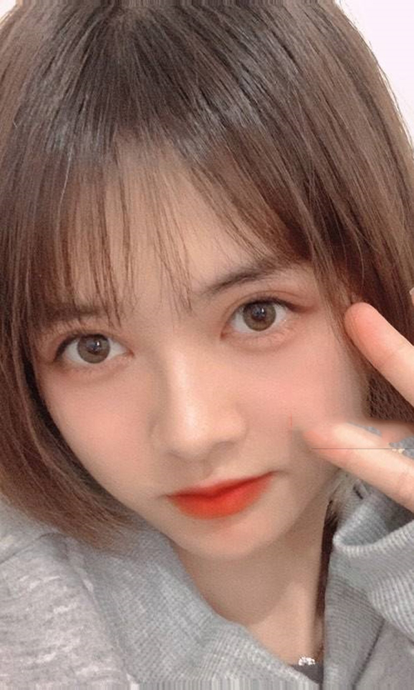 白领清纯美少女