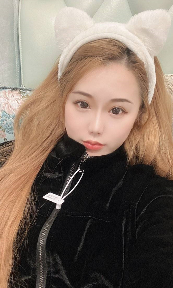 模特甜心呀宝贝