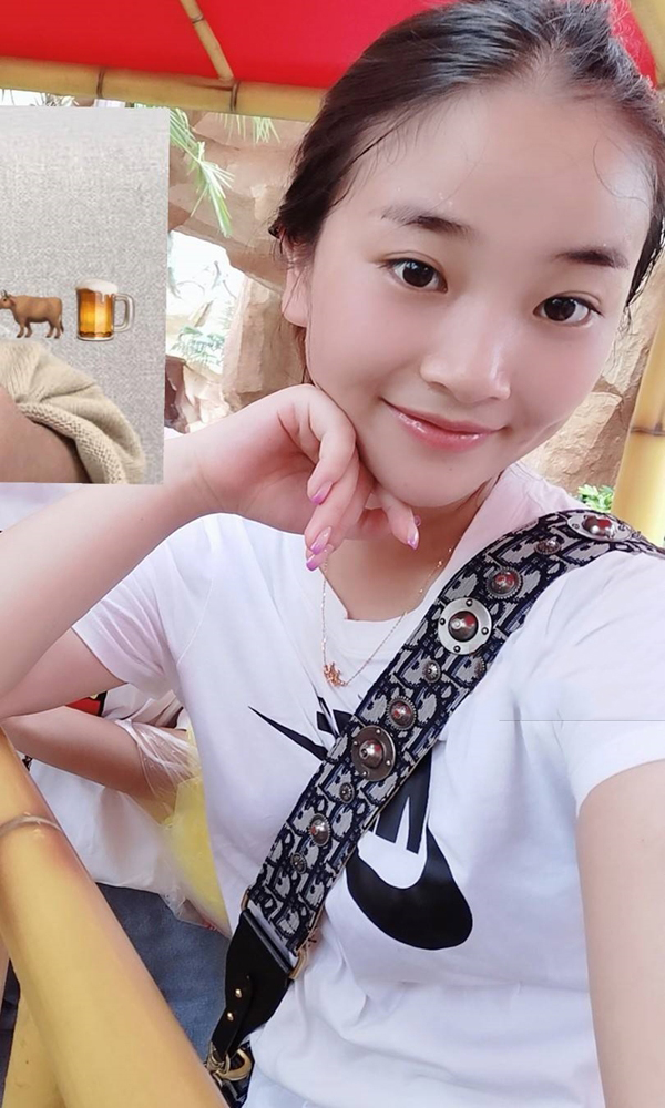 学生初恋的小沐沐