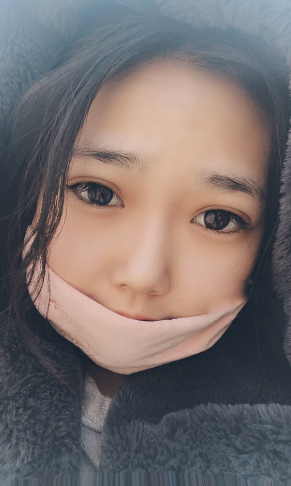 学生嗯哼么么哒