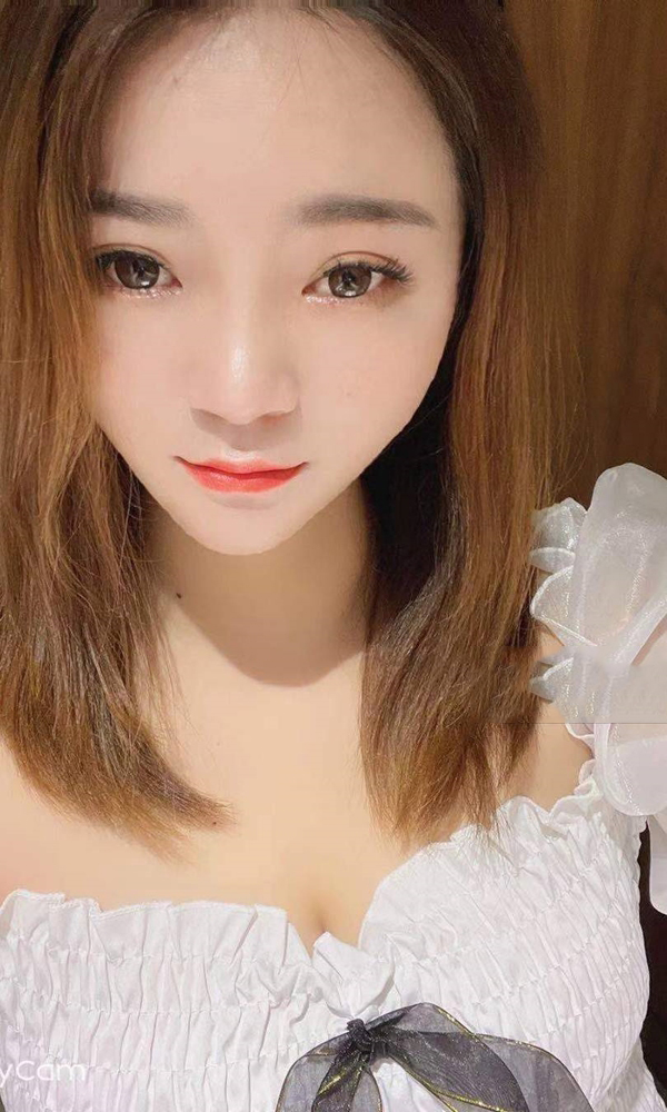 模特妩媚∠※多姿