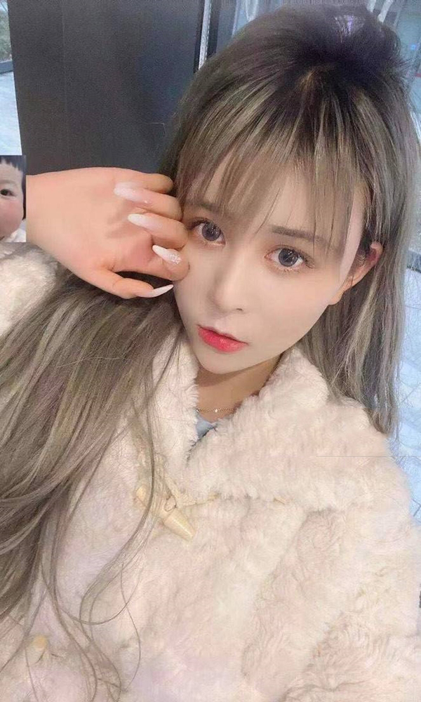 学生本人照师妹