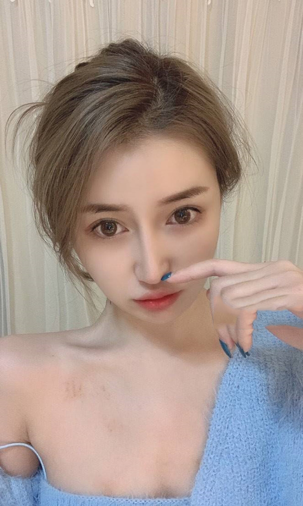 网红小六六六六六