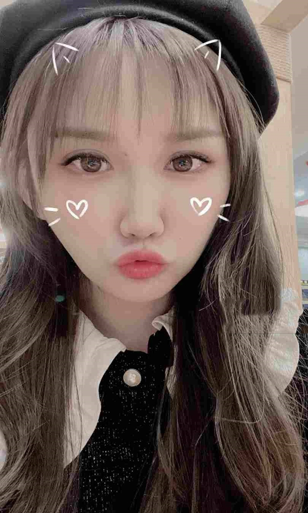 白领一个薇薇吖