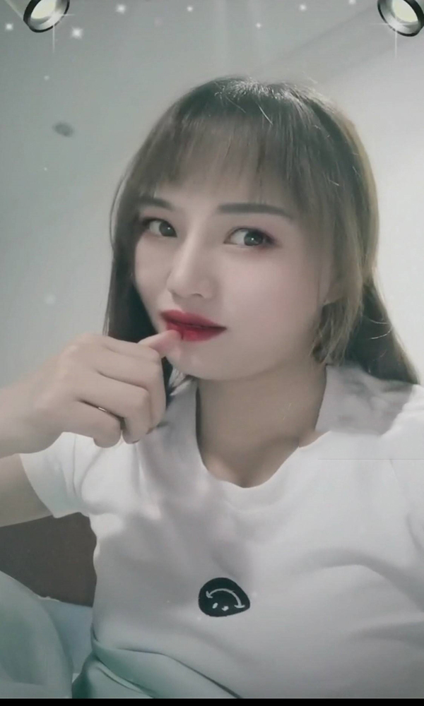 白领娜娜的玫瑰