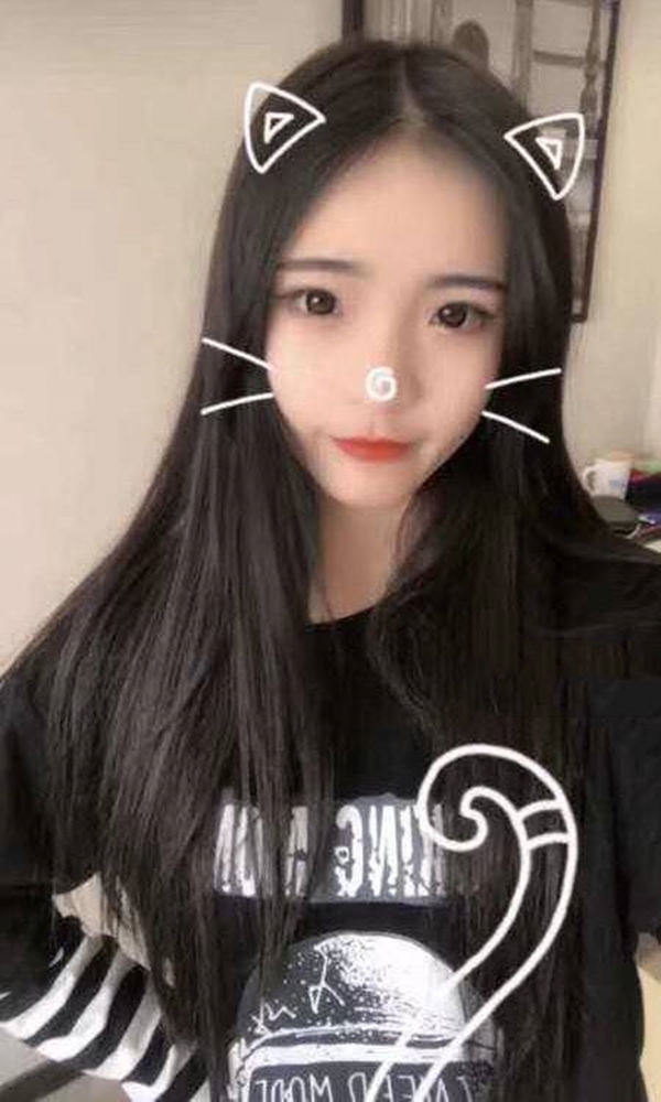 模特可爱多多一点