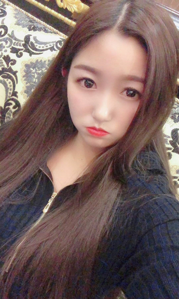 学生艾菲尔上的铁塔梦